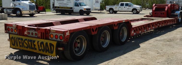 image for item IT9291 2007 XL Specialized 1XL-110-CHDG  lowboy equipment trailer