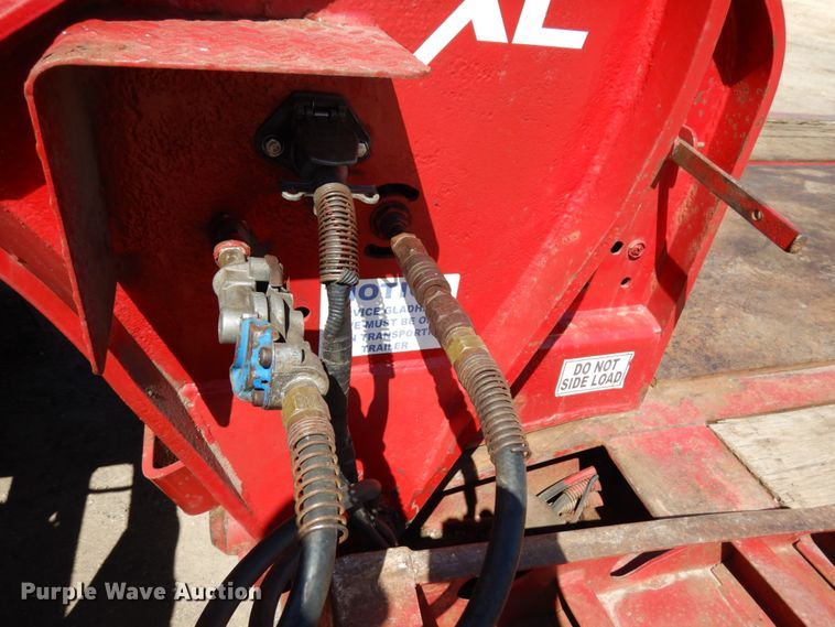 image for item IT9291 2007 XL Specialized 1XL-110-CHDG  lowboy equipment trailer