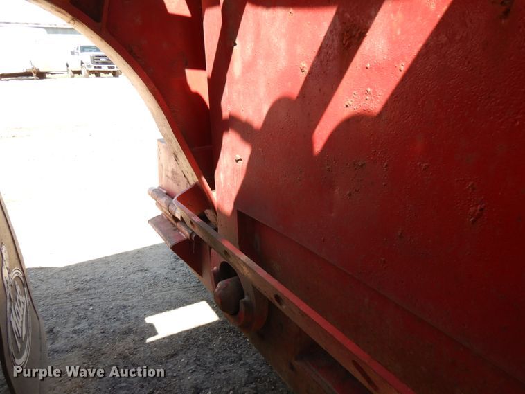 image for item IT9291 2007 XL Specialized 1XL-110-CHDG  lowboy equipment trailer