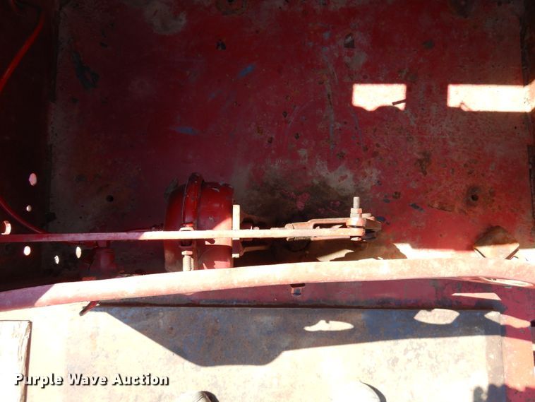 image for item IT9291 2007 XL Specialized 1XL-110-CHDG  lowboy equipment trailer