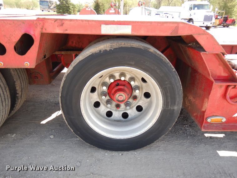 image for item IT9291 2007 XL Specialized 1XL-110-CHDG  lowboy equipment trailer