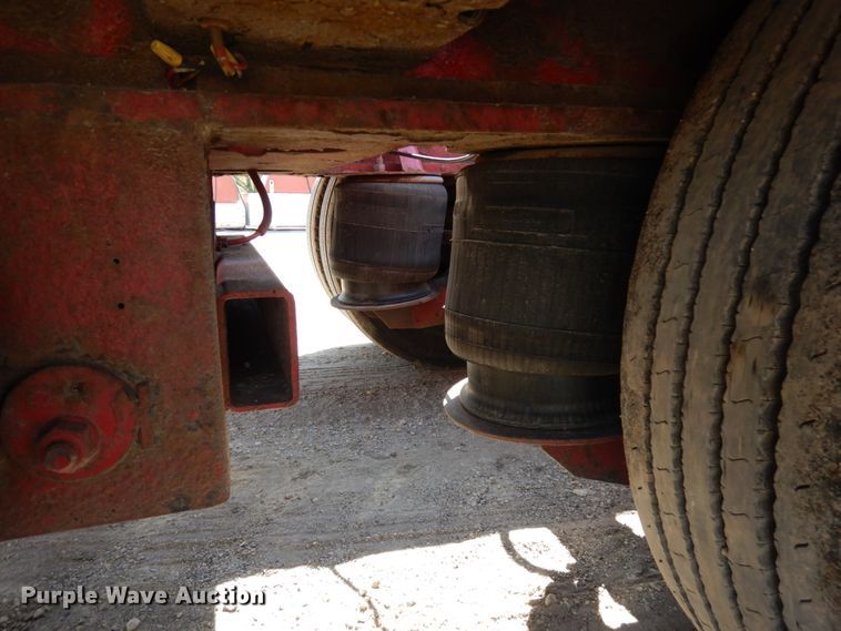 image for item IT9291 2007 XL Specialized 1XL-110-CHDG  lowboy equipment trailer