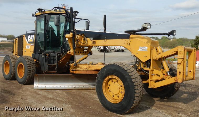 image for item IT9292 2008 Caterpillar 140M  motor grader
