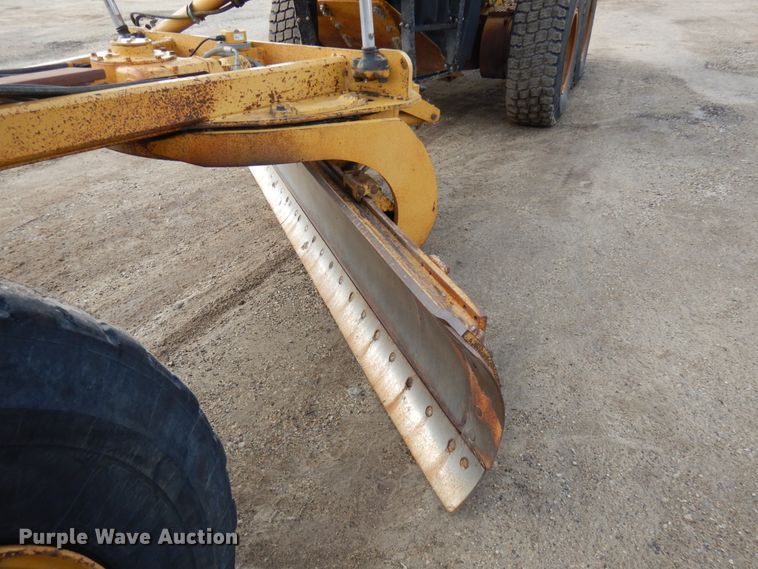 image for item IT9292 2008 Caterpillar 140M  motor grader