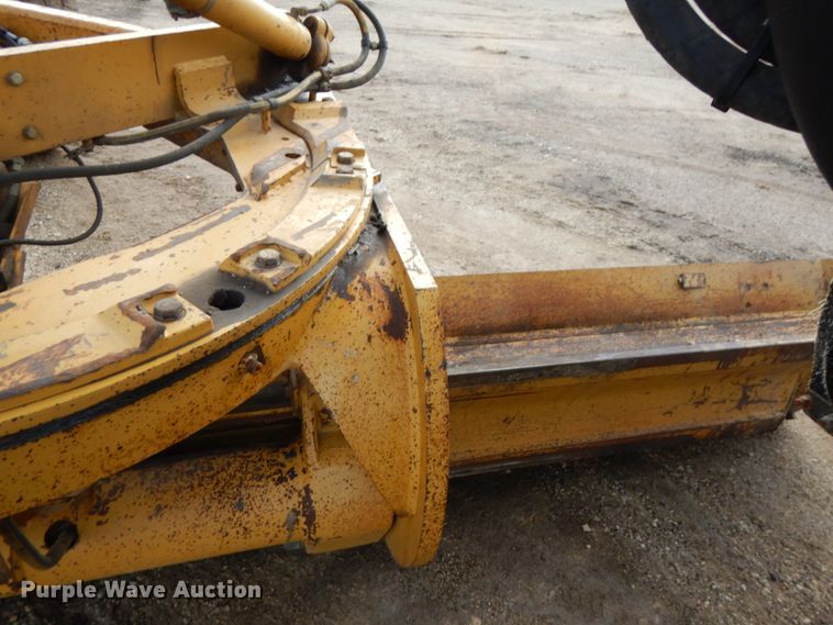 image for item IT9292 2008 Caterpillar 140M  motor grader