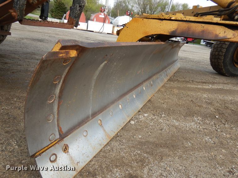 image for item IT9292 2008 Caterpillar 140M  motor grader