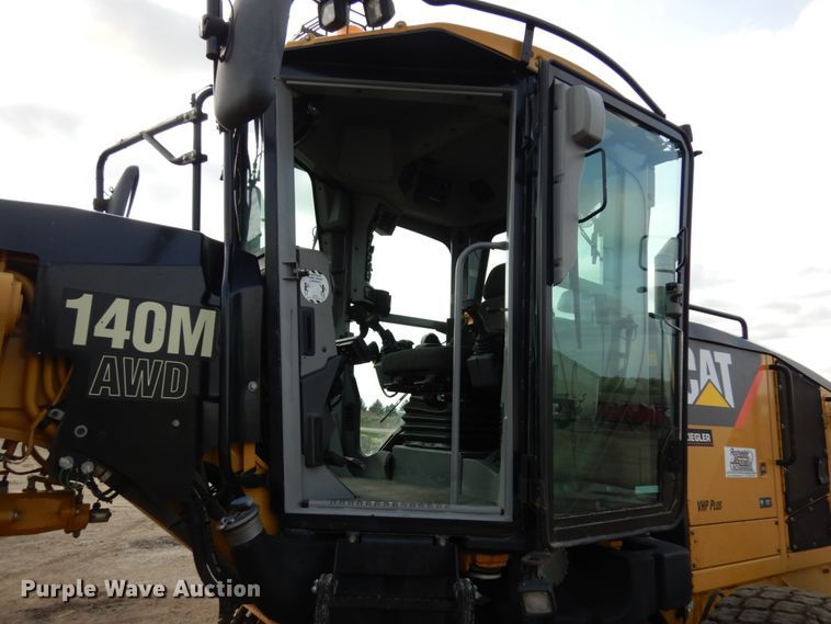 image for item IT9292 2008 Caterpillar 140M  motor grader