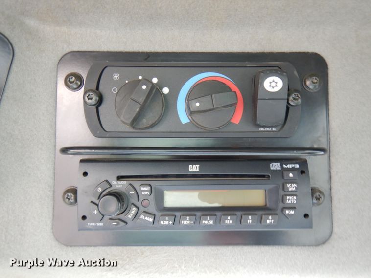 image for item IT9292 2008 Caterpillar 140M  motor grader