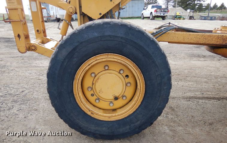 image for item IT9292 2008 Caterpillar 140M  motor grader