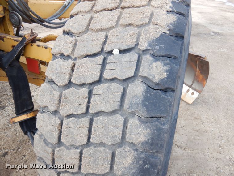 image for item IT9292 2008 Caterpillar 140M  motor grader