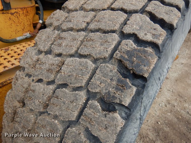 image for item IT9292 2008 Caterpillar 140M  motor grader