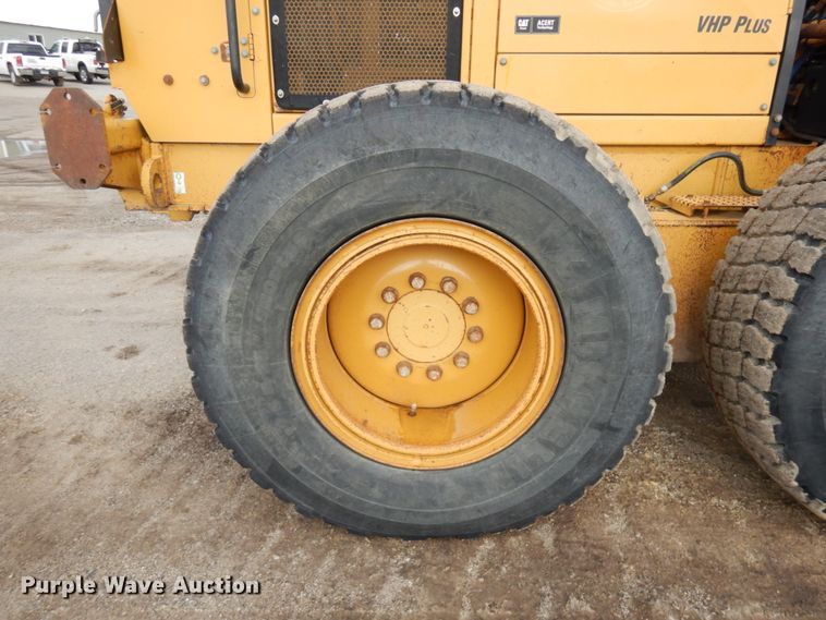 image for item IT9292 2008 Caterpillar 140M  motor grader