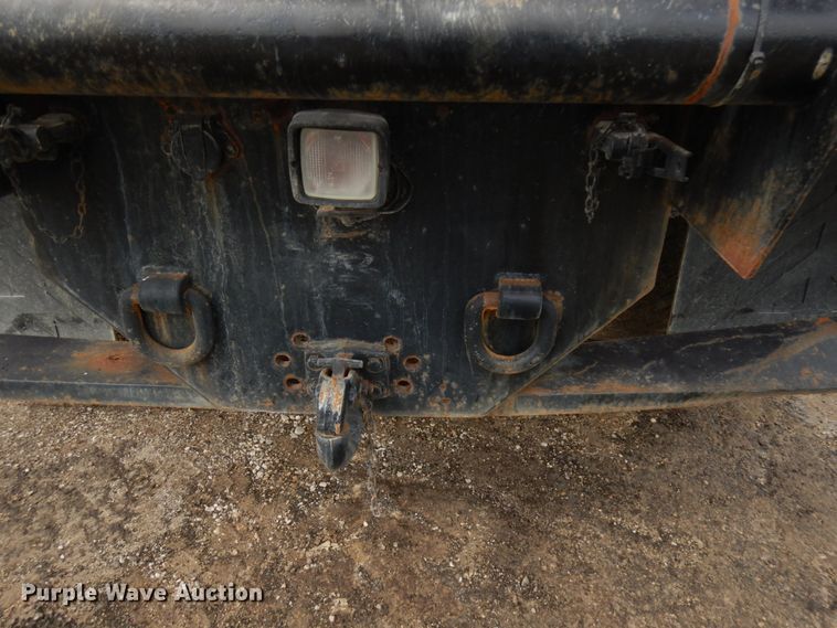 image for item IT9297 2001 Mack RD688S  water truck