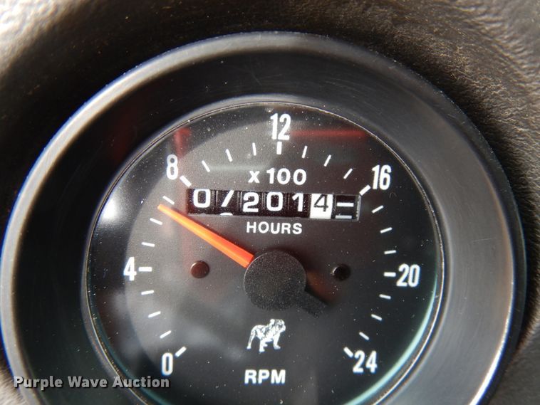 image for item IT9297 2001 Mack RD688S  water truck