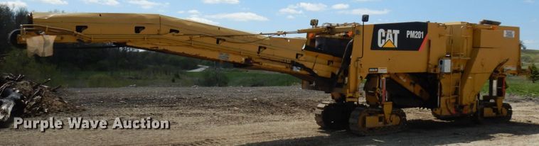 image for item IT9299 2010 Caterpillar PM201  milling machine