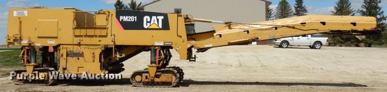 image for item IT9299 2010 Caterpillar PM201  milling machine