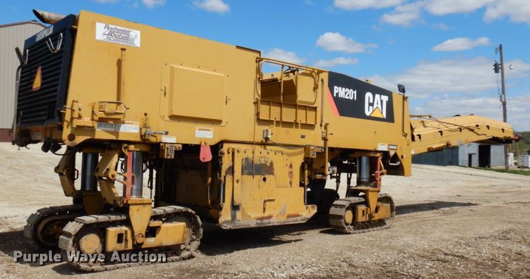 image for item IT9299 2010 Caterpillar PM201  milling machine