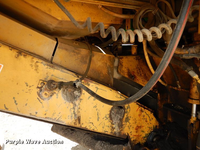 image for item IT9299 2010 Caterpillar PM201  milling machine