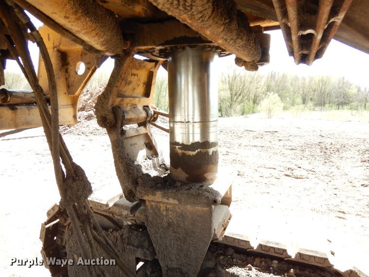 image for item IT9299 2010 Caterpillar PM201  milling machine