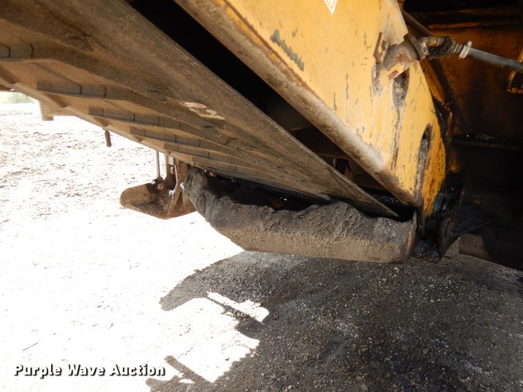 image for item IT9299 2010 Caterpillar PM201  milling machine