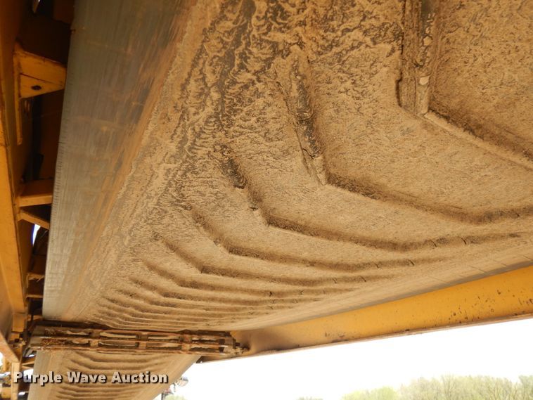 image for item IT9299 2010 Caterpillar PM201  milling machine