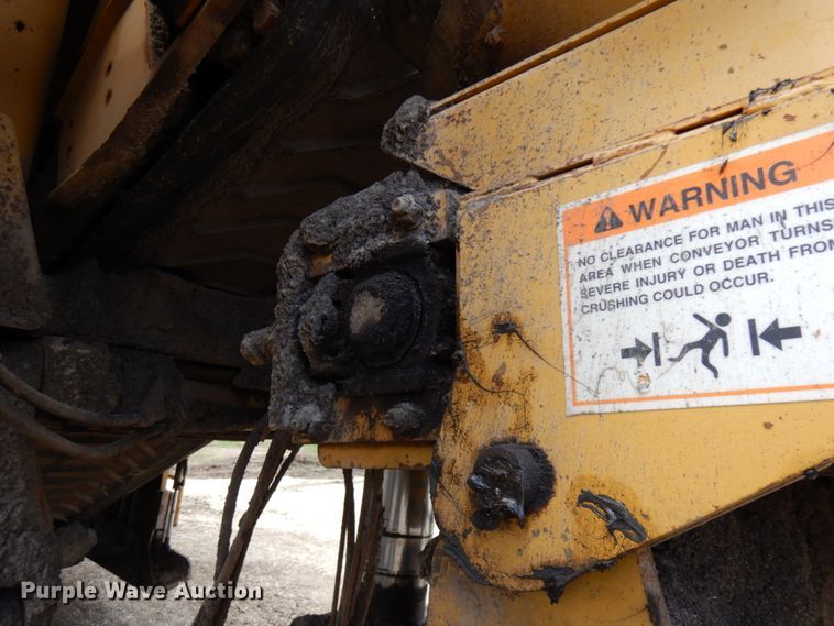 image for item IT9299 2010 Caterpillar PM201  milling machine