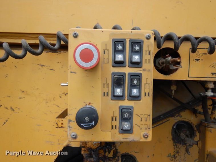 image for item IT9299 2010 Caterpillar PM201  milling machine