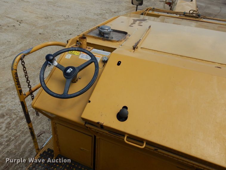 image for item IT9299 2010 Caterpillar PM201  milling machine