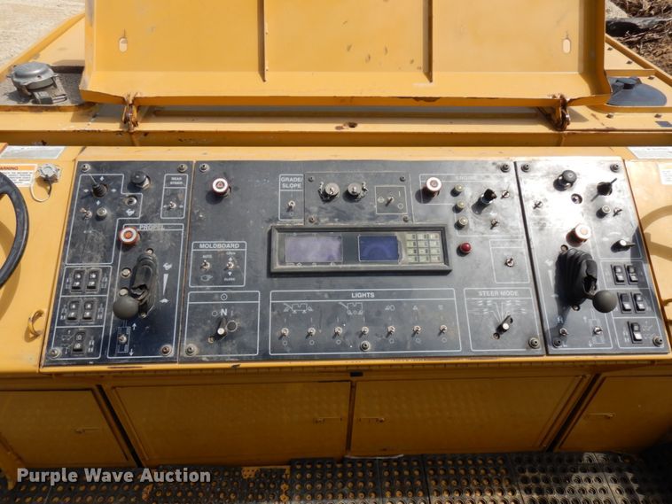 image for item IT9299 2010 Caterpillar PM201  milling machine