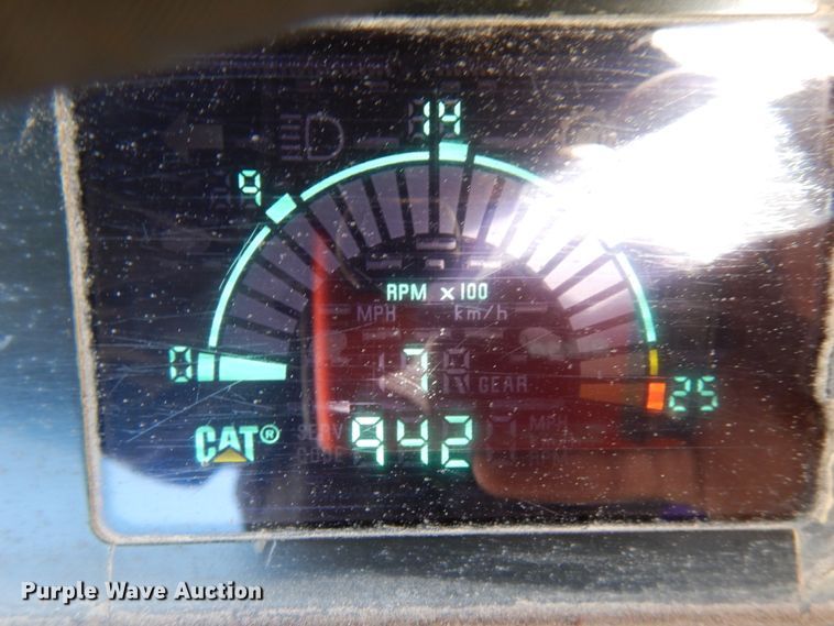 image for item IT9299 2010 Caterpillar PM201  milling machine