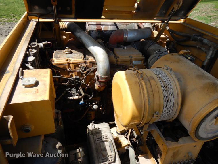 image for item IT9299 2010 Caterpillar PM201  milling machine