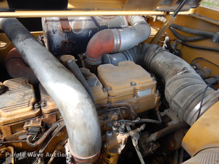 image for item IT9299 2010 Caterpillar PM201  milling machine