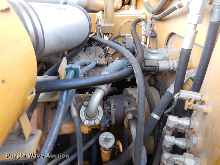 image for item IT9299 2010 Caterpillar PM201  milling machine