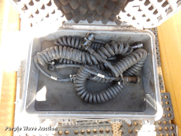 image for item IT9299 2010 Caterpillar PM201  milling machine