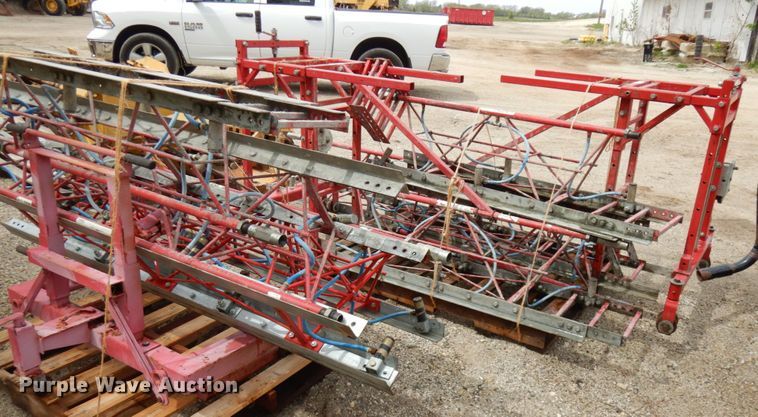 image for item IT9319 Razorback concrete screed