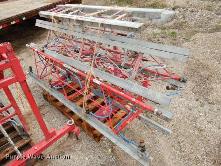 image for item IT9319 Razorback concrete screed