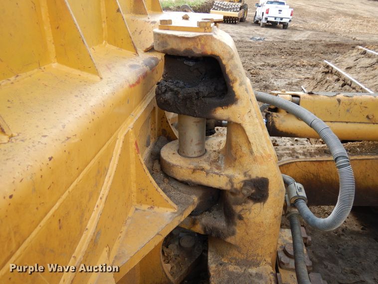 image for item IT9333 2004 Caterpillar D6N  dozer