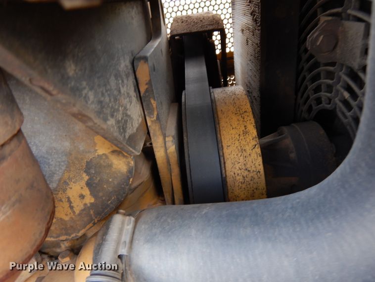 image for item IT9333 2004 Caterpillar D6N  dozer