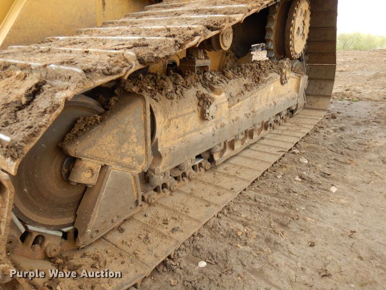 image for item IT9333 2004 Caterpillar D6N  dozer