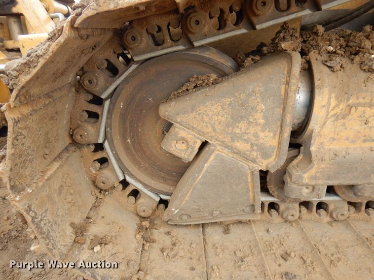 image for item IT9333 2004 Caterpillar D6N  dozer