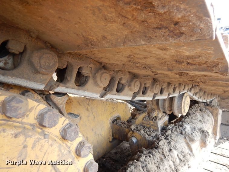 image for item IT9333 2004 Caterpillar D6N  dozer