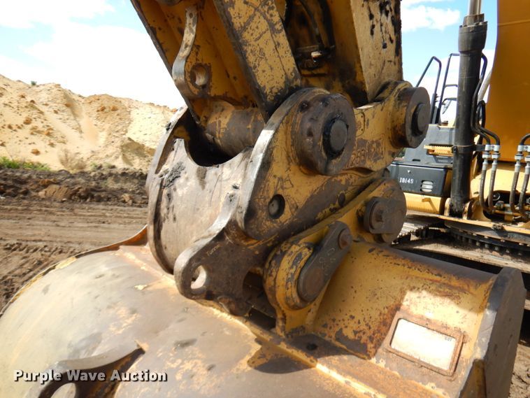 image for item IT9334 2013 Caterpillar 336E L  excavator