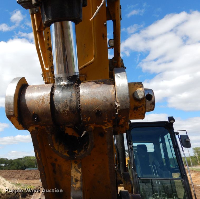 image for item IT9334 2013 Caterpillar 336E L  excavator