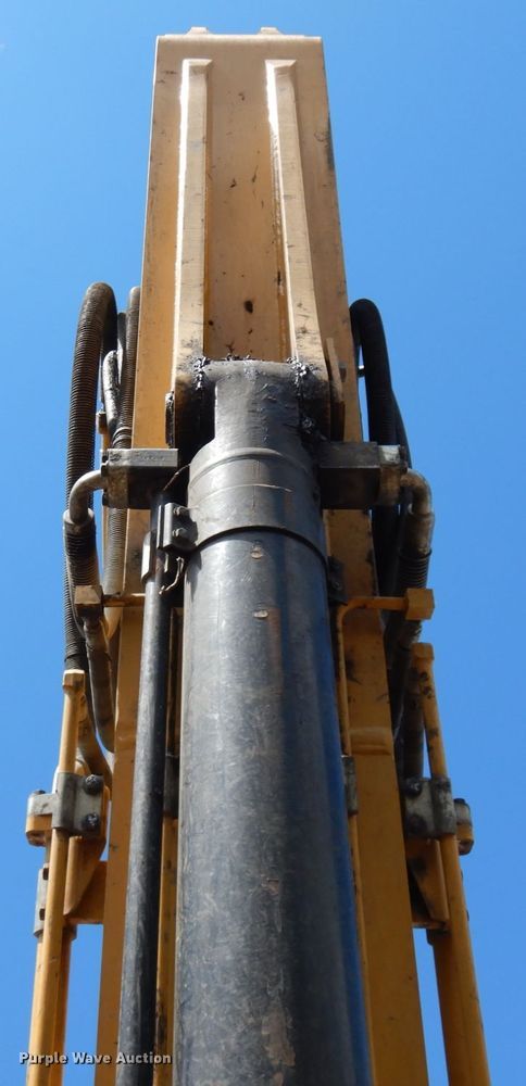 image for item IT9334 2013 Caterpillar 336E L  excavator