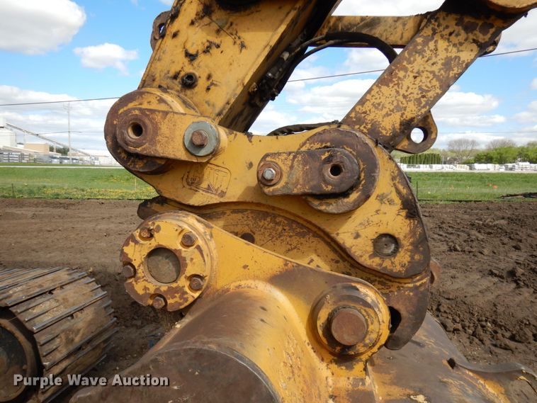 image for item IT9334 2013 Caterpillar 336E L  excavator