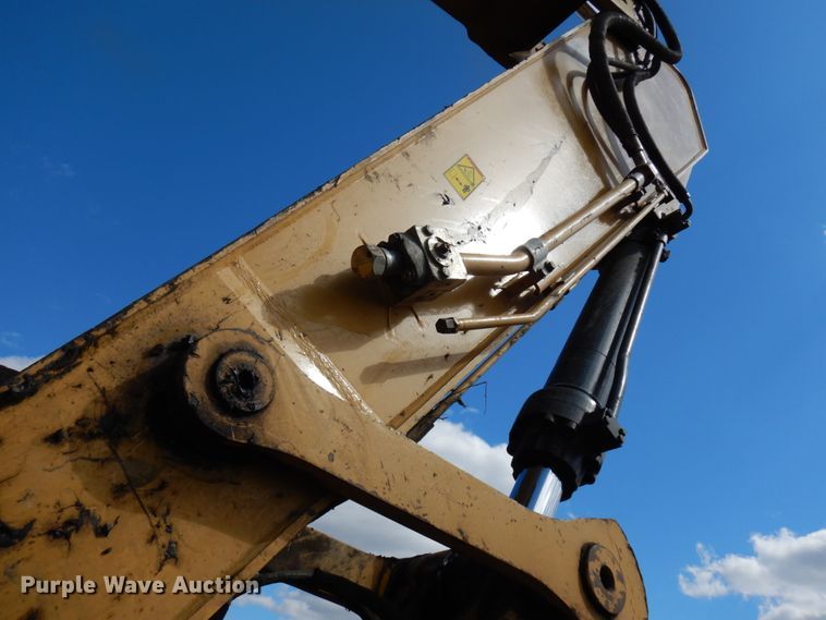 image for item IT9334 2013 Caterpillar 336E L  excavator