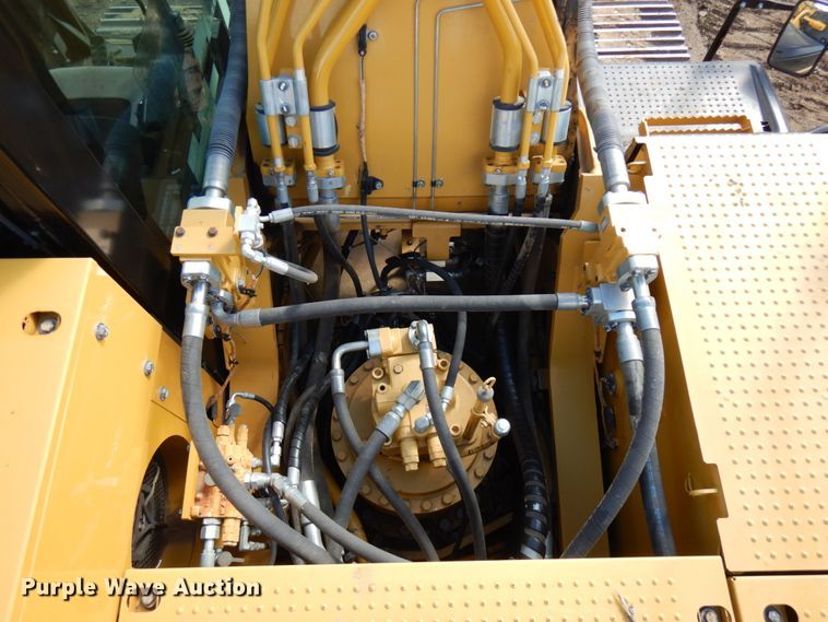 image for item IT9334 2013 Caterpillar 336E L  excavator