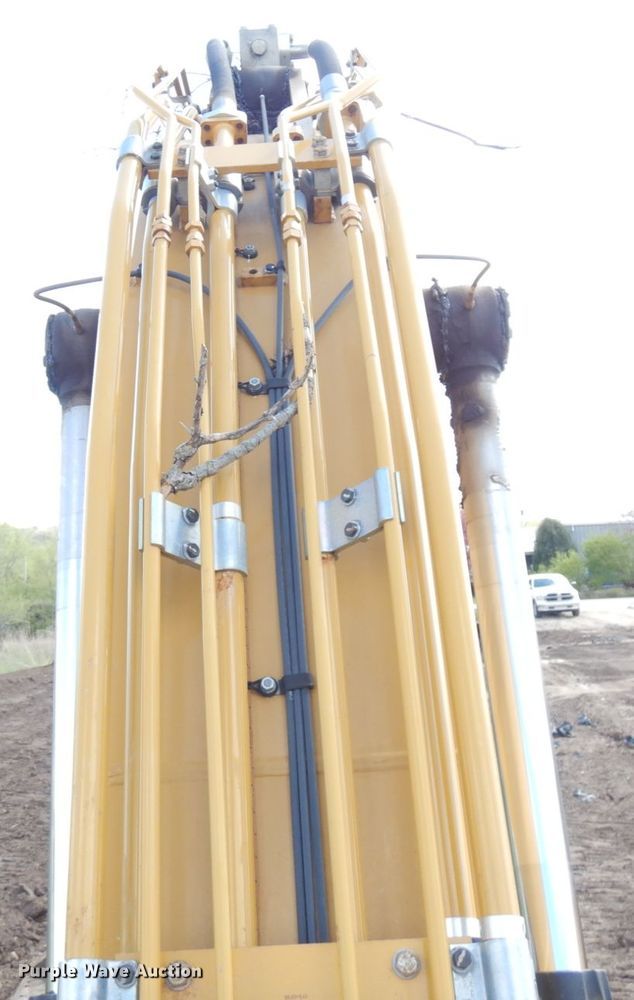 image for item IT9334 2013 Caterpillar 336E L  excavator