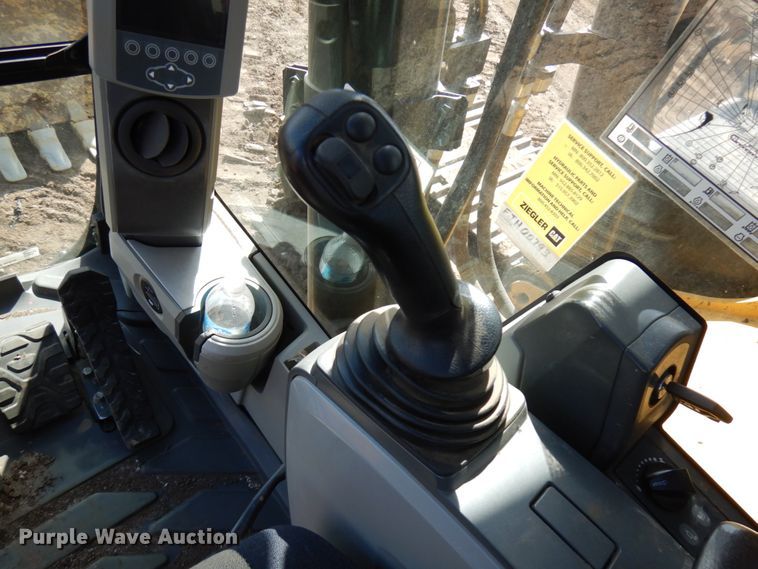 image for item IT9334 2013 Caterpillar 336E L  excavator