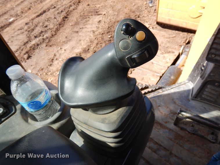 image for item IT9335 2015 Caterpillar D6K2  dozer